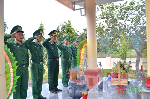 Khánh thành Nhà bia ghi danh các liệt sĩ hy sinh tại khu vực Đồn Biên phòng Ea H’leo